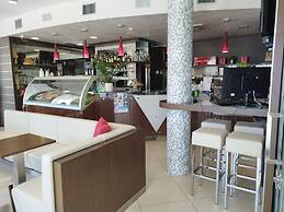 Kairos Garda Hotel