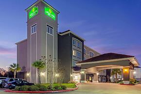 La Quinta Inn & Suites by Wyndham Leesville Ft. Polk