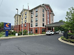 Comfort Inn & Suites