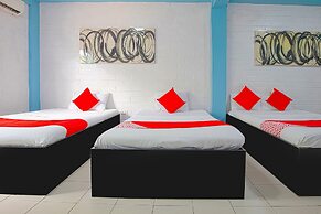 La Maria Pension And Tourist Inn Hotel