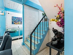 La Maria Pension And Tourist Inn Hotel