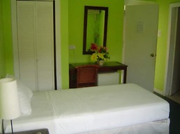 Bay Hill Apartments