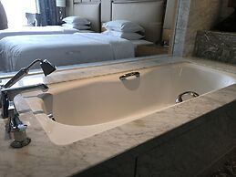 Sheraton Qingdao Jiaozhou Hotel