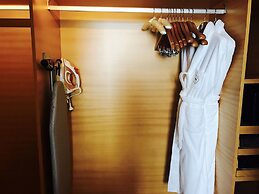 Sheraton Qingdao Jiaozhou Hotel