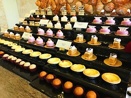 Sheraton Qingdao Jiaozhou Hotel