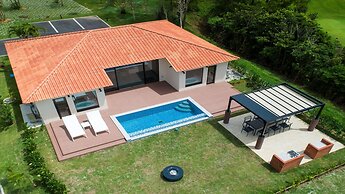 Kanehide Kise Country Club