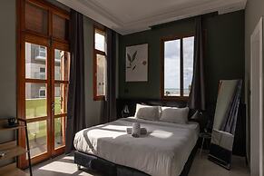 Residence Suites Hotel