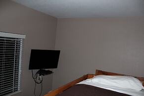 Bell's Extended Stay and Suites