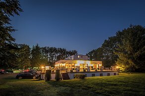Hotel Mukran