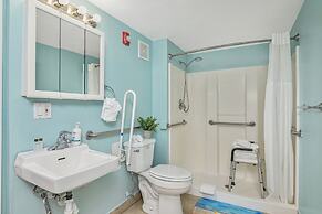 Latitude 26 Waterfront Resort & Marina