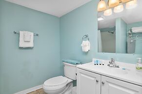 Latitude 26 Waterfront Resort & Marina