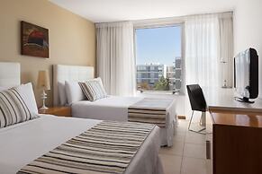 Real Colonia Hotel & Suites