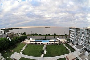 Real Colonia Hotel & Suites