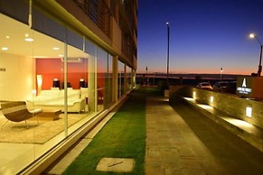 Real Colonia Hotel & Suites