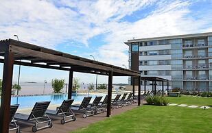 Real Colonia Hotel & Suites