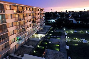 Real Colonia Hotel & Suites