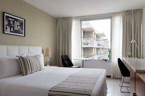 Real Colonia Hotel & Suites