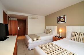 Real Colonia Hotel & Suites