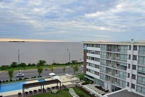 Real Colonia Hotel & Suites