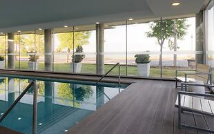 Real Colonia Hotel & Suites