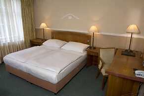 Dr. Adler Spa Hotel