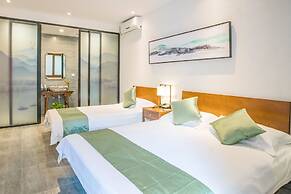 Guipu Courtyard Hotel