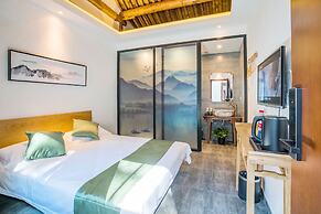 Guipu Courtyard Hotel