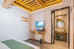 Guipu Courtyard Hotel