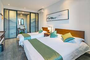 Guipu Courtyard Hotel