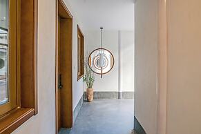 Guipu Courtyard Hotel