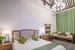 Guipu Courtyard Hotel