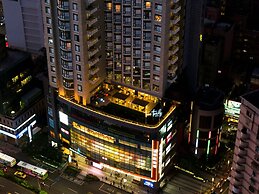 Two Tails Hotel Luzhou