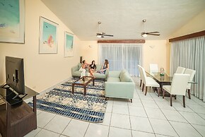 Paradise Beach Hotel & Resort