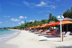 Paradise Beach Hotel & Resort