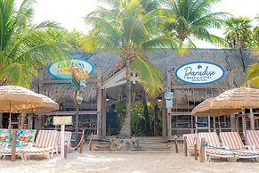 Paradise Beach Hotel & Resort