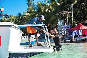 Paradise Beach Hotel & Resort