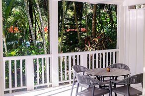 Paradise Beach Hotel & Resort