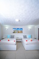 Paradise Beach Hotel & Resort