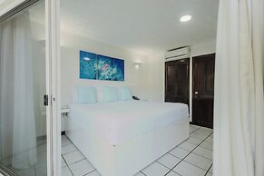 Paradise Beach Resort & Dive Center