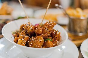 Paradise Beach Hotel & Resort