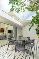 Paradise Beach Hotel & Resort