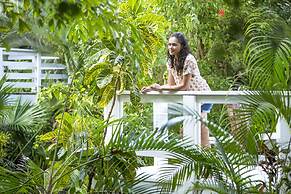 Paradise Beach Hotel & Resort