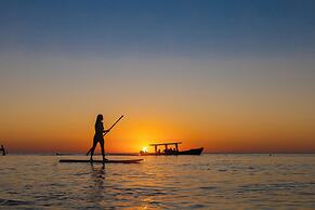 Paradise Beach Hotel & Resort