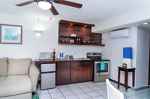 Paradise Beach Hotel & Resort