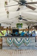 Paradise Beach Hotel & Resort