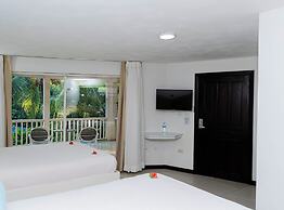 Paradise Beach Hotel & Resort