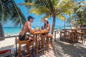 Paradise Beach Hotel & Resort