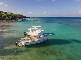 Paradise Beach Hotel & Resort