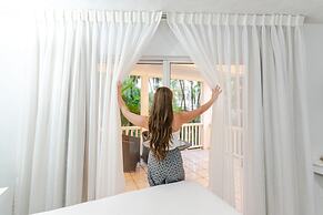 Paradise Beach Hotel & Resort