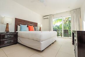 Paradise Beach Hotel & Resort